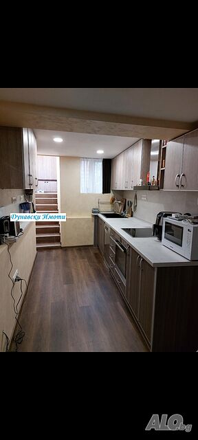 Продава КЪЩА ’Идеален център’ РЗП 80м2 парцел 20м2 ГАЗ ПВЦ САНИРАН 124000€