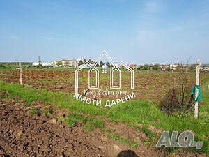 Имоти „Дарени“ 5404 предлага земеделска земя в кв. Болярово.
