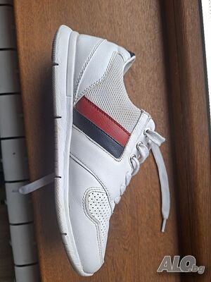 Дамски маратонки Tommy Hilfiger EU 37 Маратонки Дамски Бяло, синьо и червено | Обувки | Стара Загора