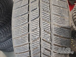 2бр. зимни гуми 235/45/18 Barum