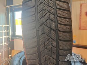 2бр. зимни гуми 225/60/18 Pirelli