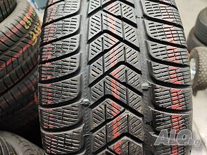 4бр. зимни гуми 235/55/18 Pirelli