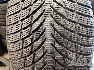 2бр. зимни гуми 235/35/20 Nokian
