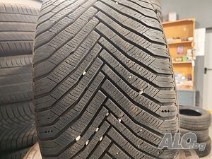 2бр. зимни гуми 235/50/18 Michelin