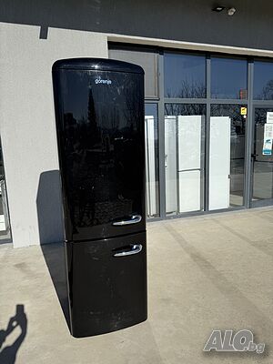 Черен ретро хладилник с фризер GorenjE SMEG