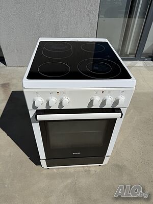 Печка с керамичен плот Gorenje 50 см широка