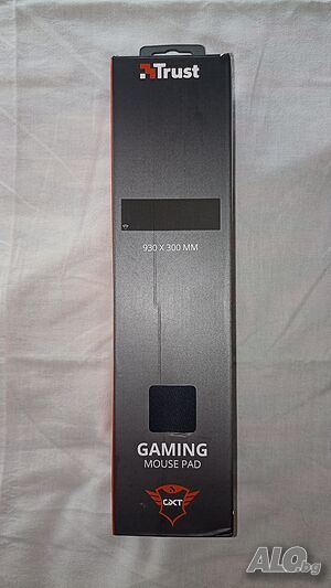 Продавам геймърски XXL пад Trust с размер 930x300mm