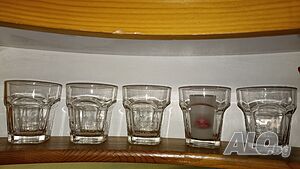 Продавам стъклени чаши за напитки и чаши за уиски Savoy | Съдове, Сервизи, Прибори | Бургас