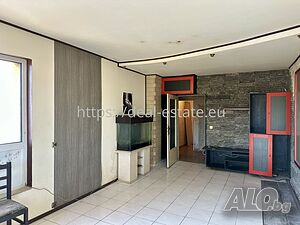 Тристаен апартамент за продажба в саниран блок в кв. Струмско на гр. Благоевград.
