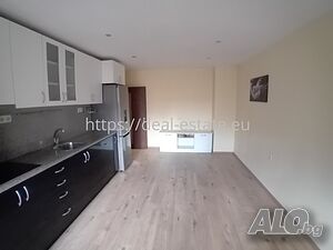 Тристаен апартамент за продажба в кв. Еленово на гр. Благоевград.