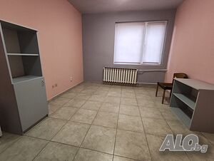 Deal Estate предлага помещение под наем в Идеален център на гр. Благоевград.