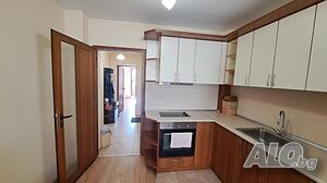 Двустаен апартамент в центъра на Петрич с парко място