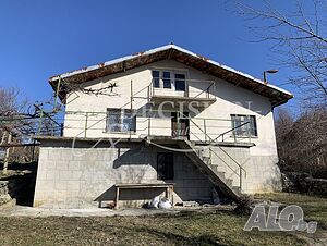 120 кв.м РЗП 1200 кв.м двор