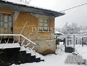 80 кв.м РЗП 6150 кв.м двор
