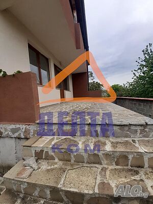новопостроена двуетажна къща в с. Горица