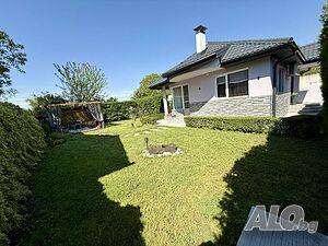 🏡 Продава се едноетажна обзаведена къща с двор и гараж - ГРЕБНА БАЗА