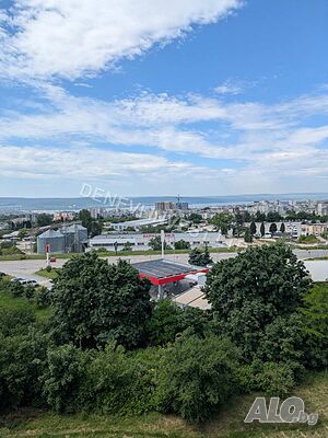 Тристаен апартамент