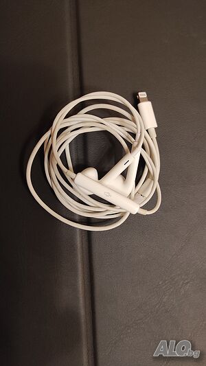Apple EarPods слушалки тапи с Lightning конектор
