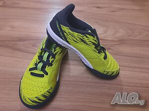 детски обувки за футзал-28n-нови
