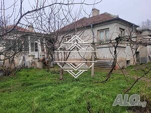 🏡 Едноетажна къща за продажба в гр. Българово, община Бургас