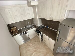 Нов двустаен в центъра на кв. Сарафово. В нова сграда близо до морето!