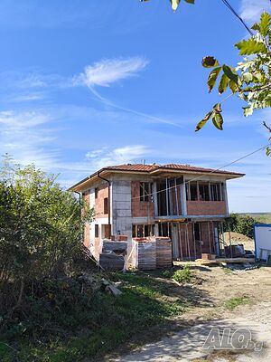 Къща в строеж 160 кв. м