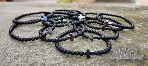 Мъжки гривни с естествени камъни оникс и хематит. С кръстче от хематит. Бижута Луди гъби.