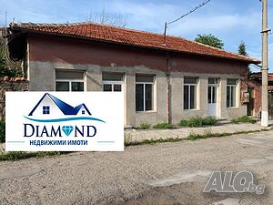 Стара къща с магазин в село Брягово, община Първомай