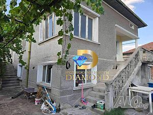 Двуетажна къща в кв. Черноконево, гр. Димитровград