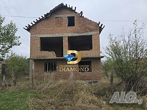 Двуетажна къща в село Крепост, общ. Димитровград