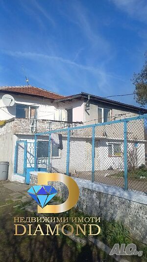 Двуетажна къща в гр. Гълъбово