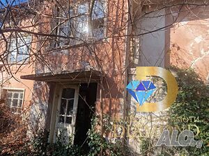 Двуетажна къща в село Златна ливада, обл. Стара Загора