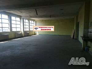 Склад под наем в Промишлена зона-Изток