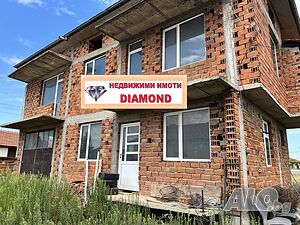 Къща с АКТ 14 в с. Градина Първомай
