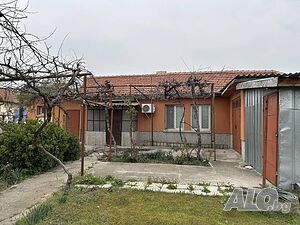 Къща в с. Труд