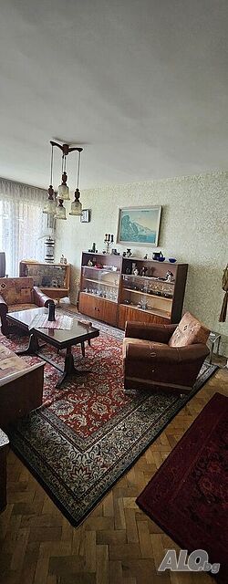 Просторен двустаен апартамент в Младежки хълм | 72 кв.м | Южно изложение