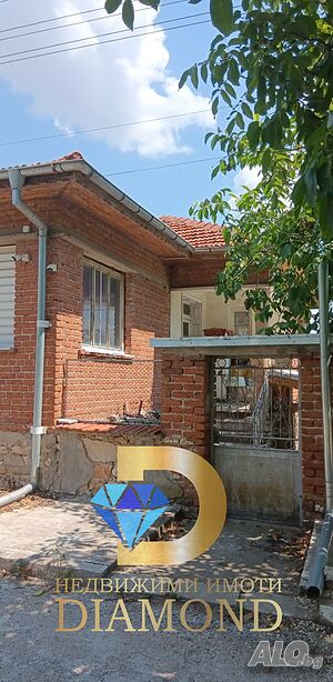 Двуетажна къща в село Долно Белево, общ. Димитровград