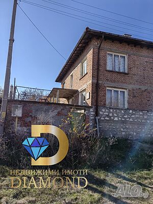 Двуетажна къща близнак в село Голямо Асеново, общ. Димитровград