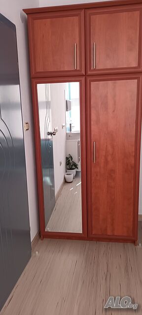 Масивни гардероби