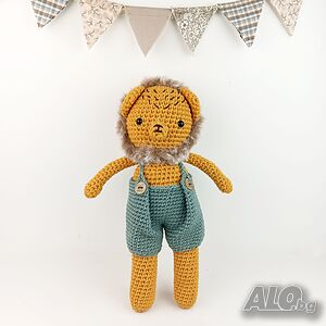 Лъвче с панталонки, плетени играчки, играчка ръчна изработка, играчка за бебе