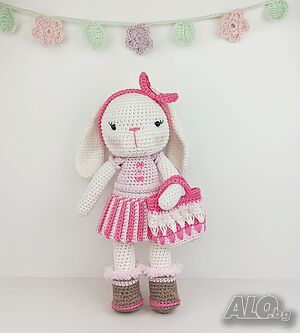 Плетено зайче, играчка ръчна изработка, подарък за момиче, зайче с чанта и рокля