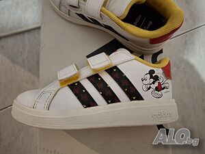Маратонки adidas