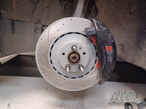 Вентилирани надупчени-нарязани спирачни дискове 349х34мм за Audi A4 (B9), A5 (F5), A6 (C8), A7 (4K)