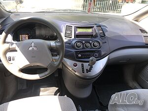 Mitsubishi Grandis