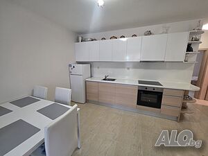 Тристаен апартамент в комплекс Star Dreams, Свети Влас