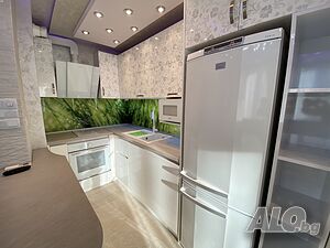 Нов луксозен до Младежки хълм