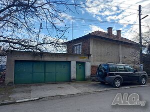 Продава къща с. Елшица