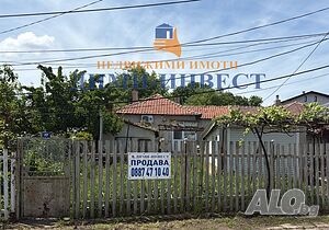 Къща на Пинета с гараж!