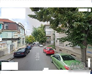 Продава 2 -ен Център ет.3