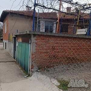 Продажба на къща